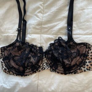 Victoria’s Secret Black Lace and Leopard Print Demi Bra 34D